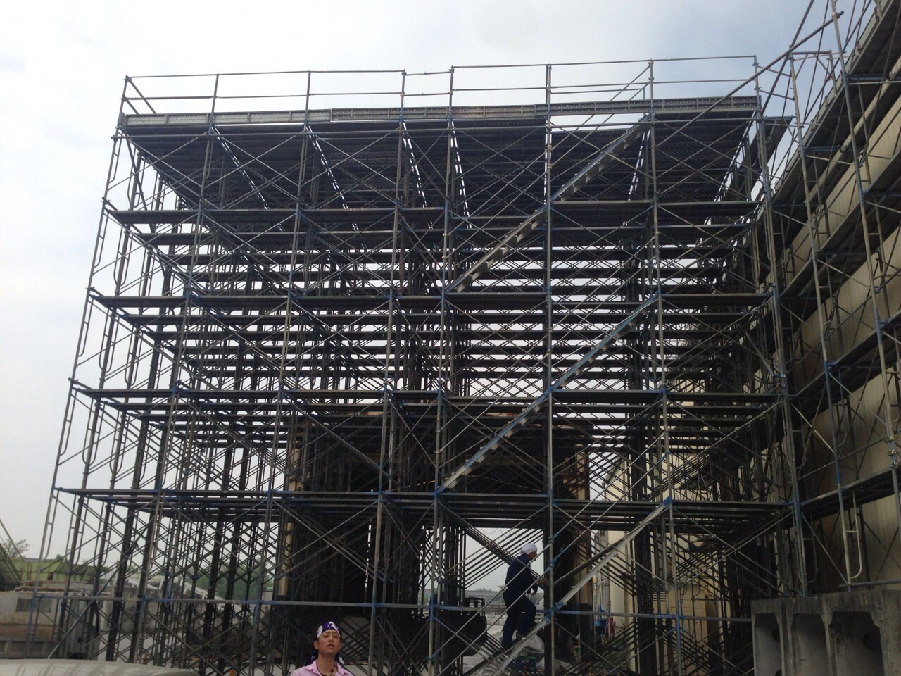 A社ステージ足場