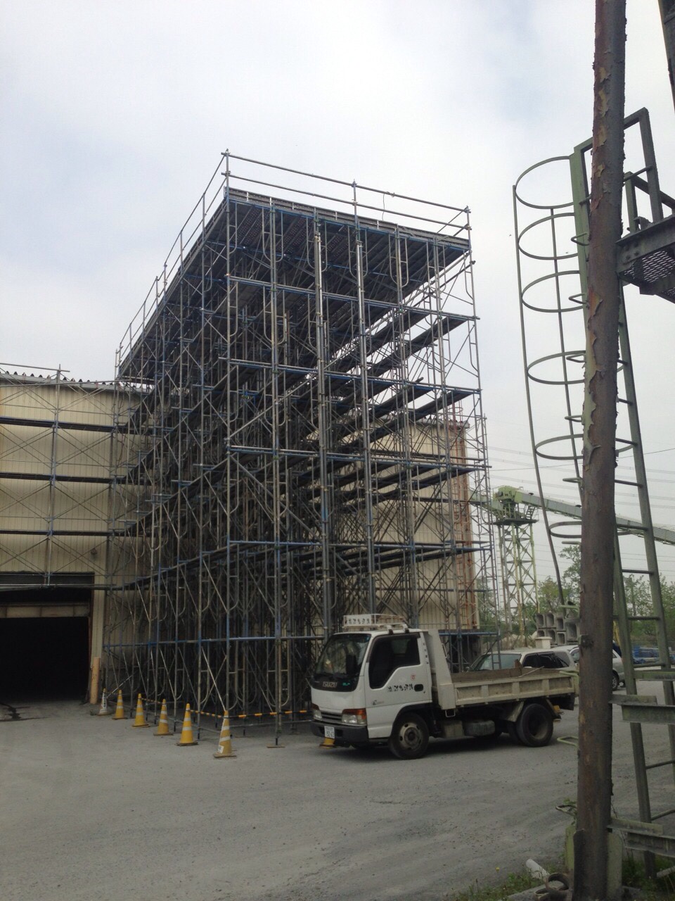 A社ステージ足場